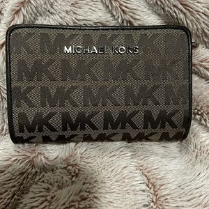 Micheal Kors Wallet